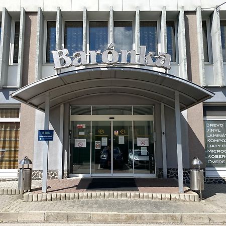 Hotel Baronka Bratislava Luaran gambar
